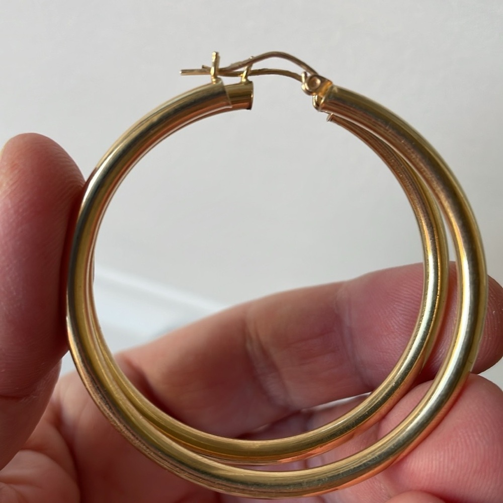 14K Yellow Gold Big Classic Hoop Earrings⭐️ - Picture 7 of 13
